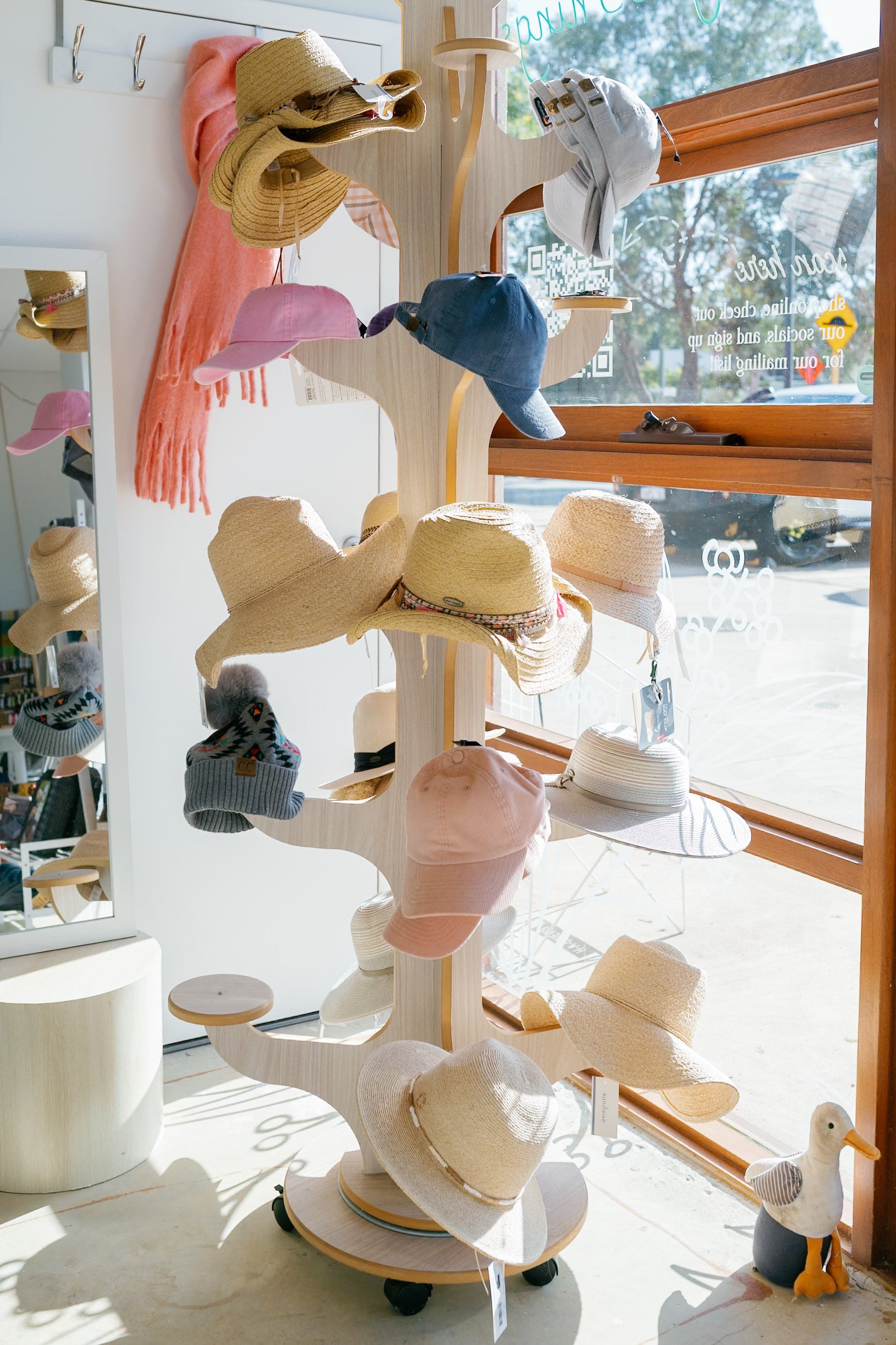 Hats & Sunnies – The Little Country Store